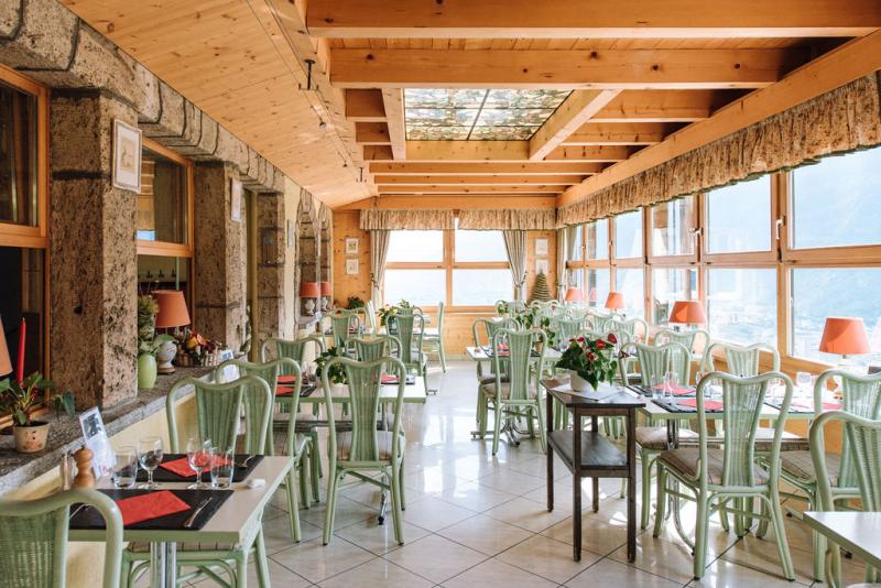 Restaurant Sur-Le-Scex , Le Virage Ravoire